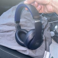 Beats Studio Pro