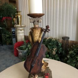 Violin candle holder