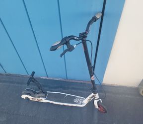 Pulse Kick Scooter