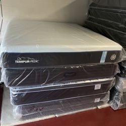 TEMPURPEDIC Luxe Breeze Soft King Size Mattress 13” Thick – Premium Comfort Factory Fresh & Sealed in Plastic Same-Day Delivery Available!