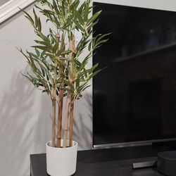 Decorative Artificial Plant with base