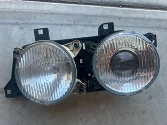 1(contact info removed) BMW E34 5 series Headlight Left