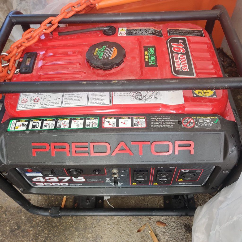 Generator predator like new