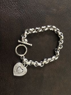 Sterling Silver Woman’s heart bracelet