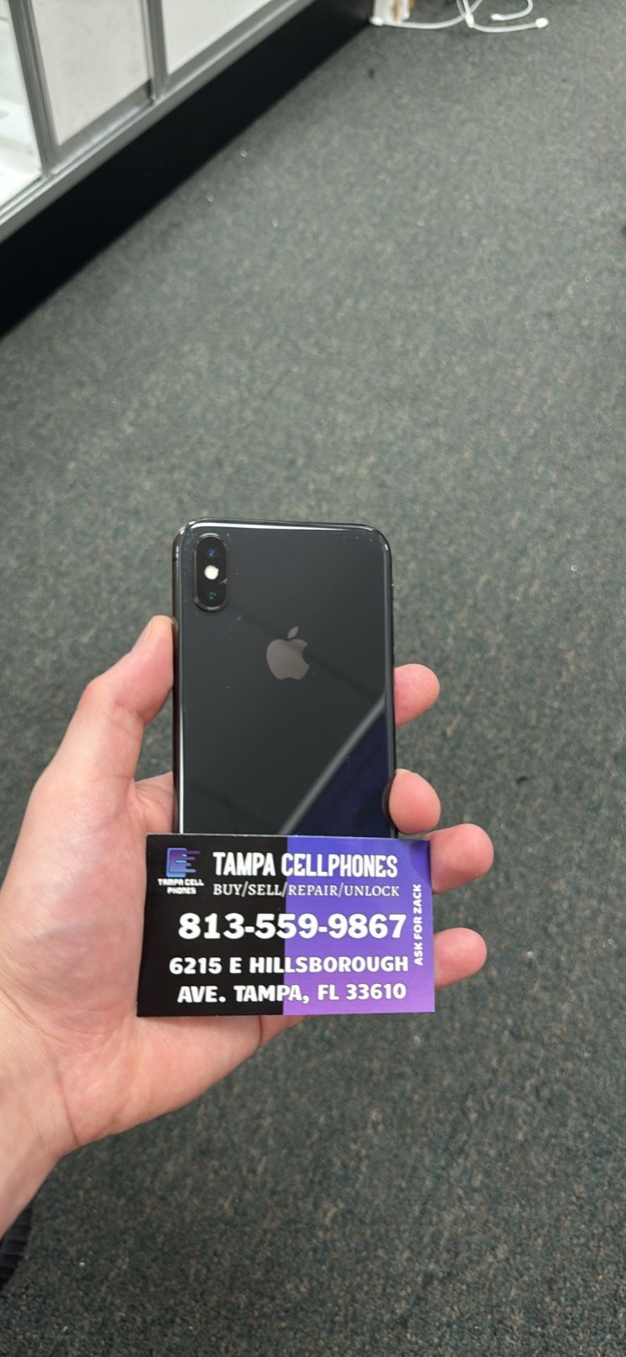 iPhone X 256GB UNLOCKED