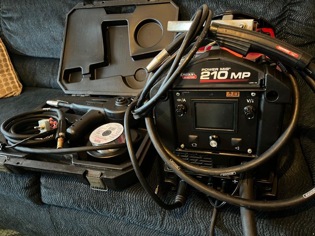 Lincoln Electric MIG
210MP