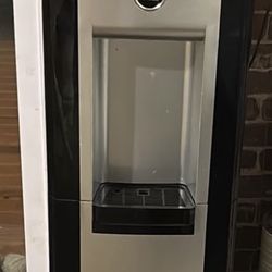 Electric Water Dispenser