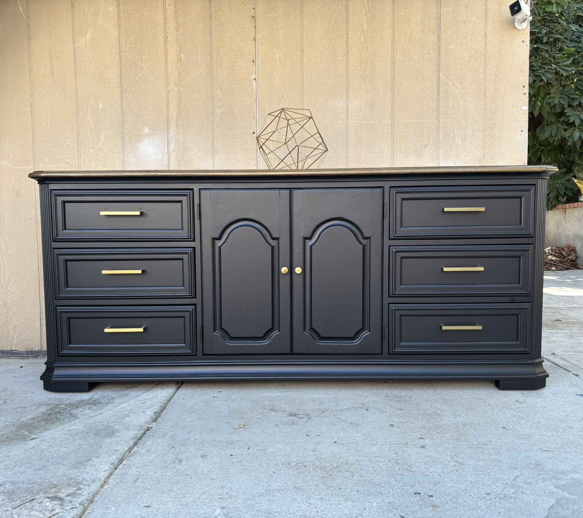 Gorgeous black & gold dresser, console or credenza