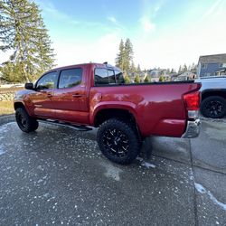 Toyota Tacoma 