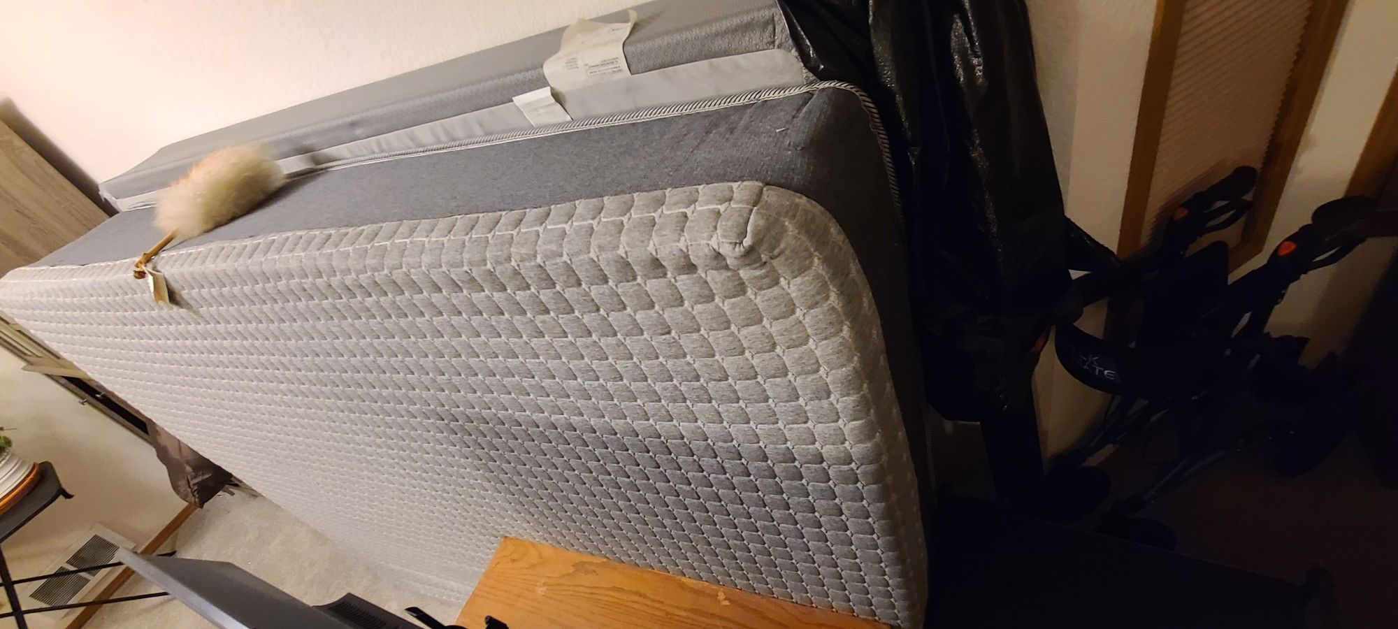 Queen Size Bed And Frame