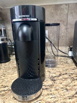 Nespresso machine with frother