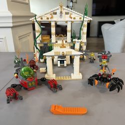 LEGO Atlantis: City of Atlantis (7985) Complete with ALL Mini Figures 