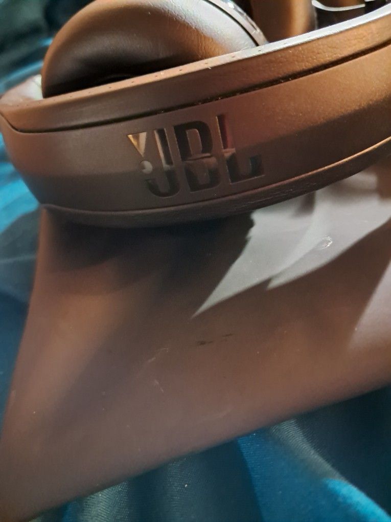 JBL Club Headphones