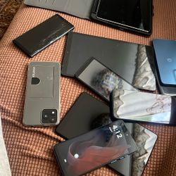 Lot Of Phones And Tablets And iPad For Business 