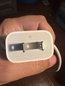 selling 20w usb c apple adapter with cable