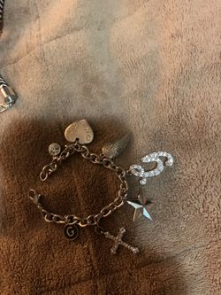 Charm bracelet