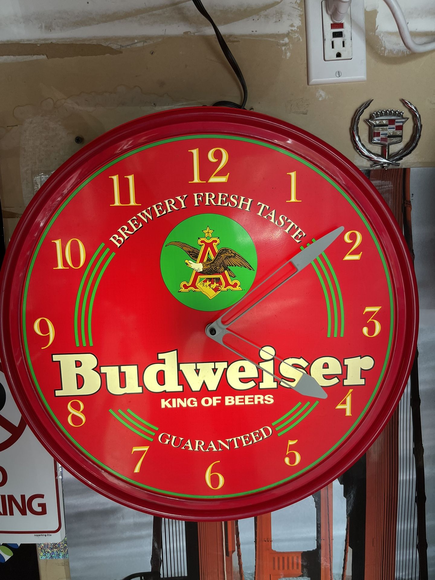 Budweiser Clock HUGE Neon/LIGHT UP                   💥great Deal💥