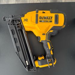 Dewalt XR 16ga Finishing Nailer