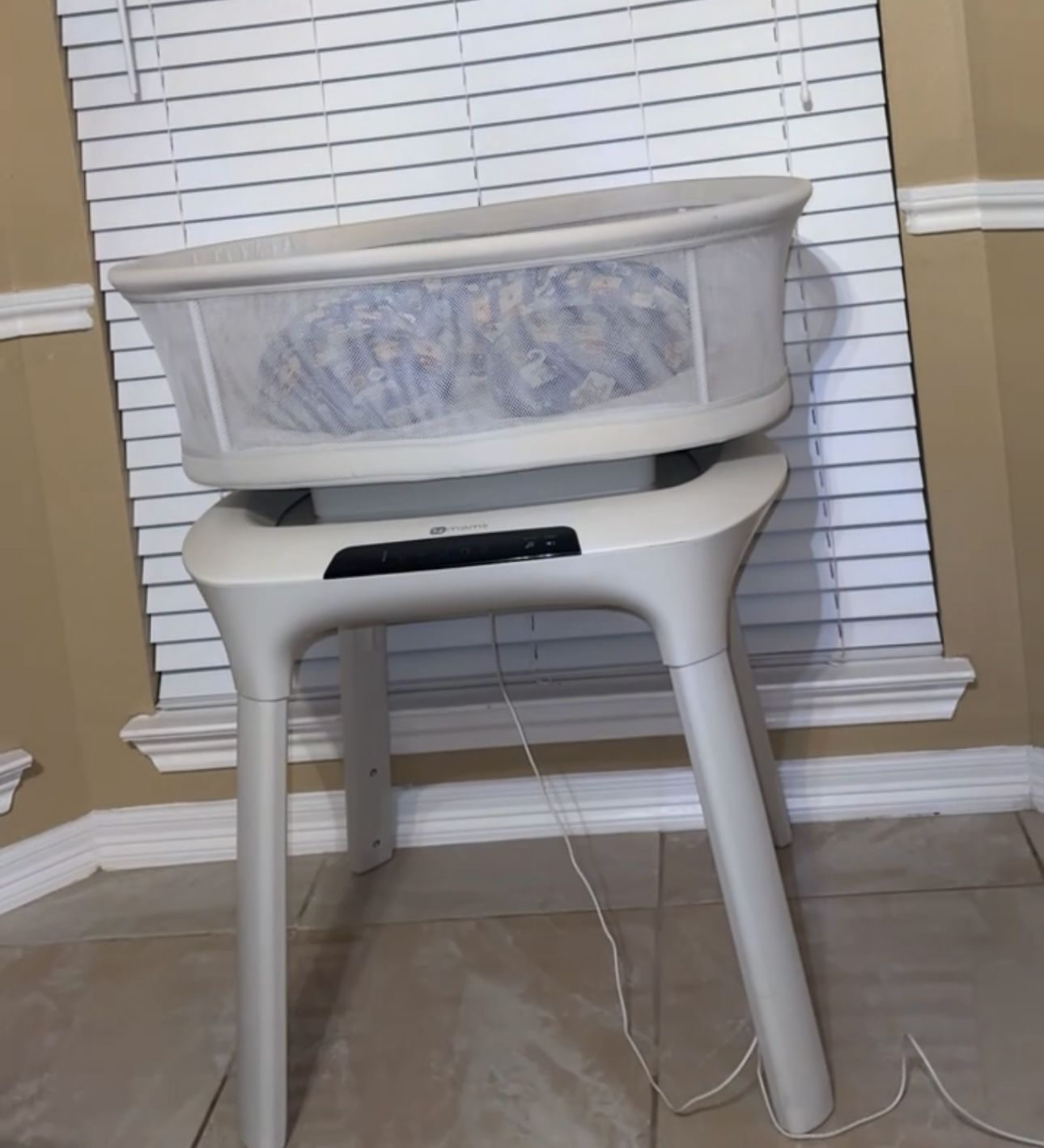 4Moms Rocker Bassinet