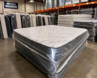 Queen regular mattress and box spring new