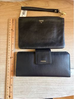 Women’s  2 New Fossil  Lea Wallet & Wristlet
