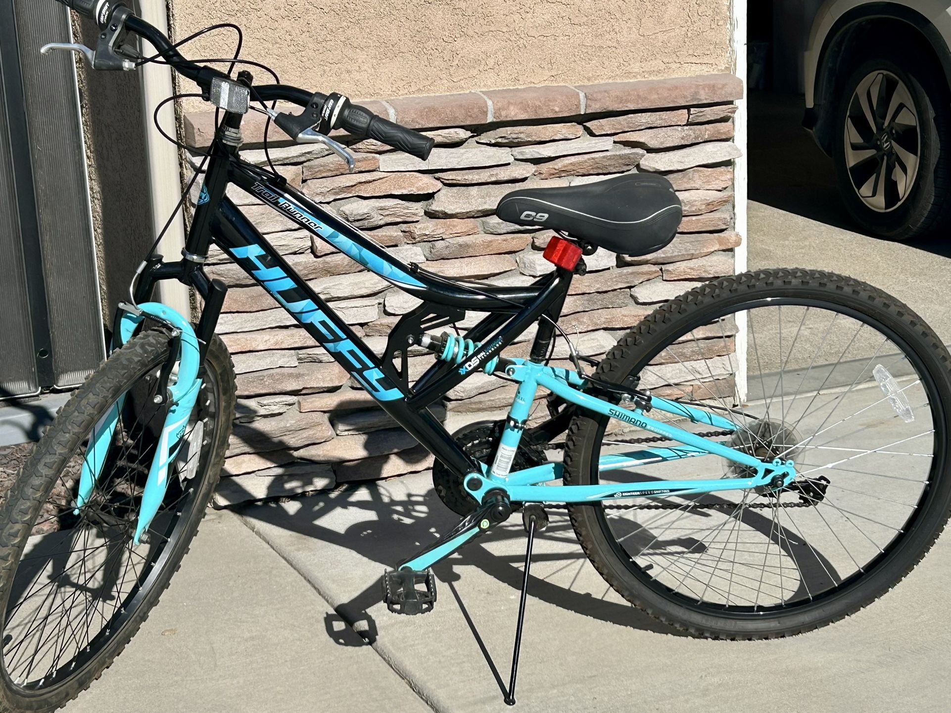 Women’s Huffy Bike