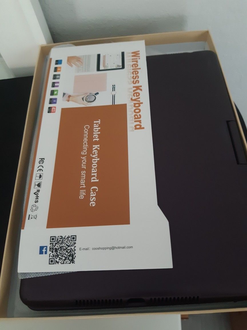 Tablet Case In EXCELLENT CONDITION 