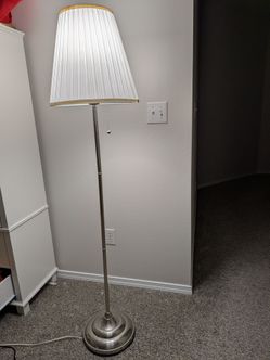 Floor lamp