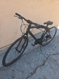 Black raleigh bike