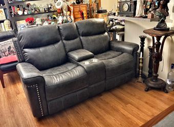 Reclining Console Loveseat