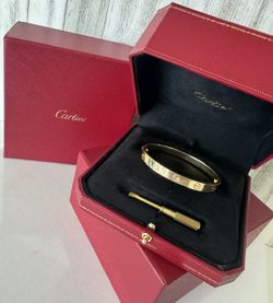 Cartier Love Bracelet 18k Yellow Gold Size 17