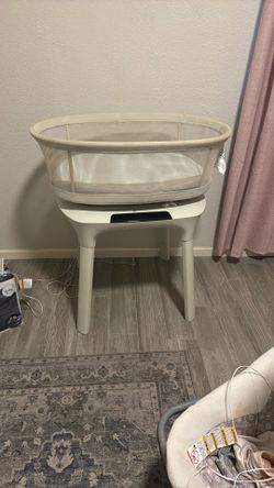 Mamaroo Bassinet