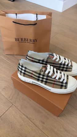 Burberry Sneakers