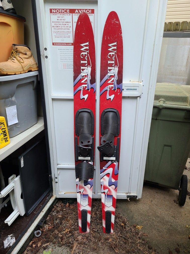 Wetline 67 " Combo Water Skis