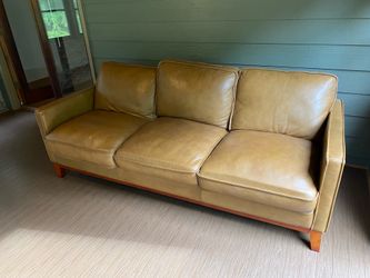 leather italia georgetowne sofa 87x36 beautiful piece