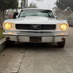 1966 Ford Mustang