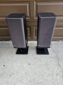 Pair Of JBL LX - 500 Three Way Speaker ! Come With Speaker Stands !