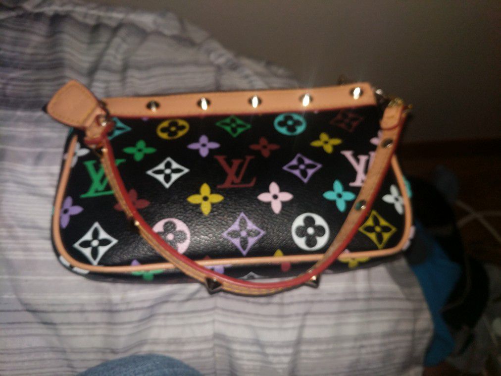 Authentic Louis Vuitton for Sale in Tigard, OR - OfferUp
