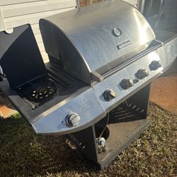 Stainless Steel Kenmore Gas Grill 