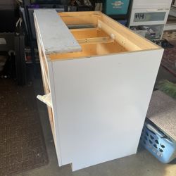Free Kitchen Cabinet Never Installed