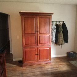 Beautiful Closet + Storage Cubbies/Shelves