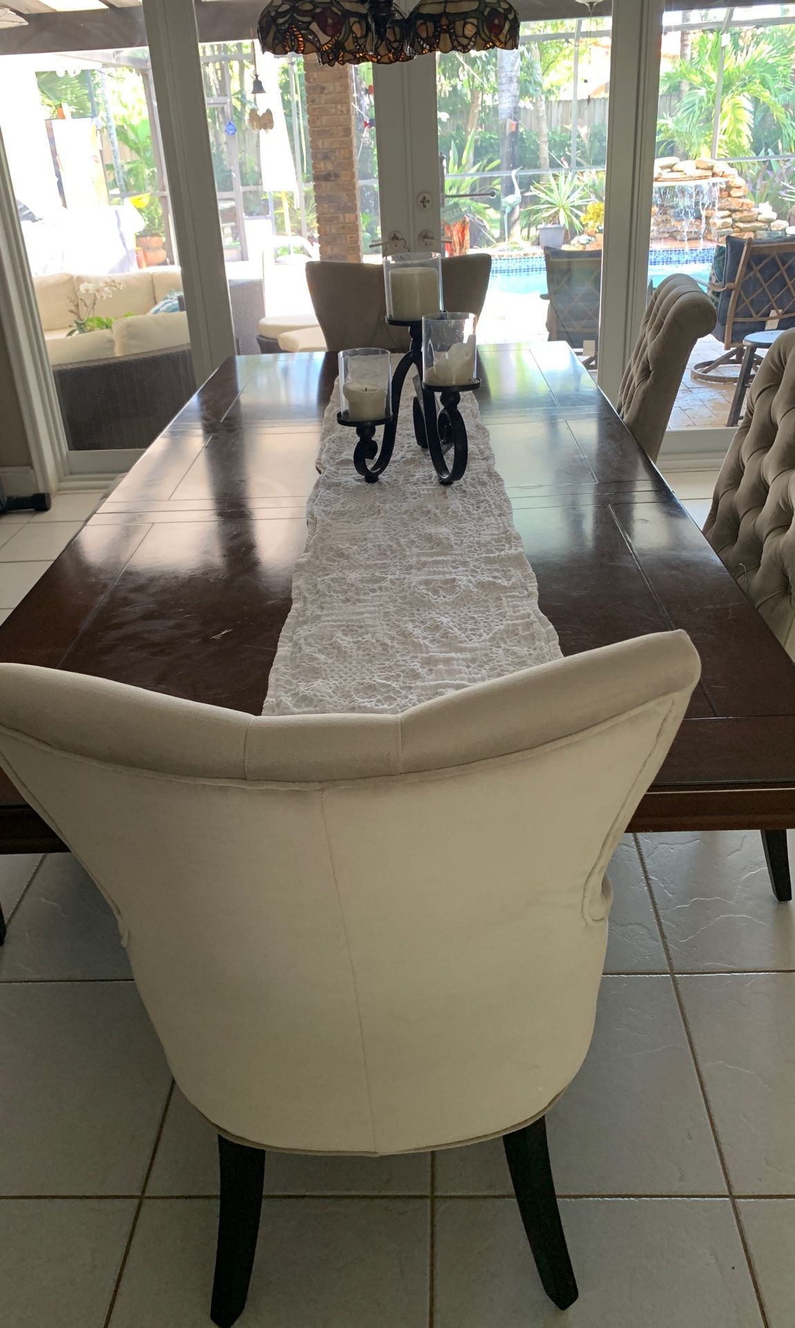 Dining room table