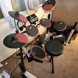 Mu×star 8 Piece Drum Set W/Amp