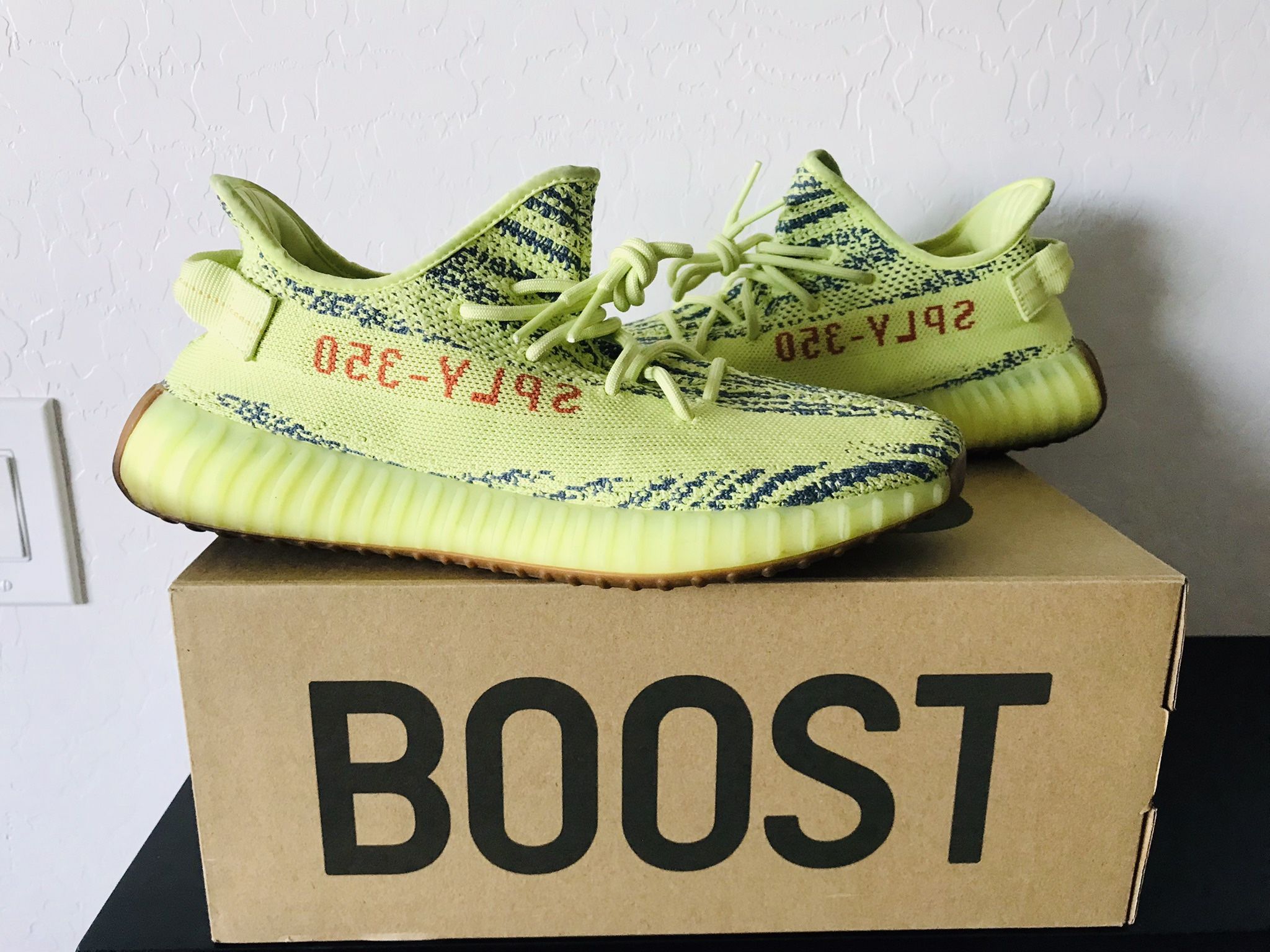 Yeezy Boost 350 (10 men)