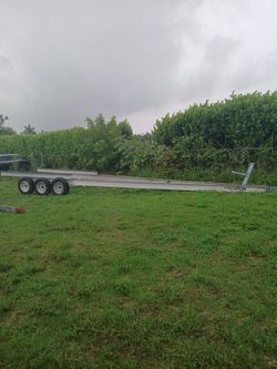 30'  Float On Triple Torsion Axles Aluminum Trailer With Brakes