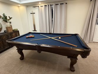 Mallory 7’ Pool Table by Legacy Billiards – Excellent Condition + Extras