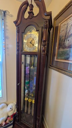 Grandfather Clock Dark Wood with Pendulum