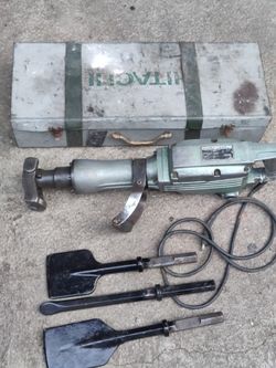 HITACHI H65 Jackhammer