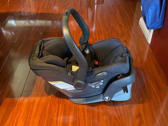 Uppababy Meza V2