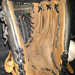 RAWLINGS  -11-3/4  BASE BALL GLOVE 